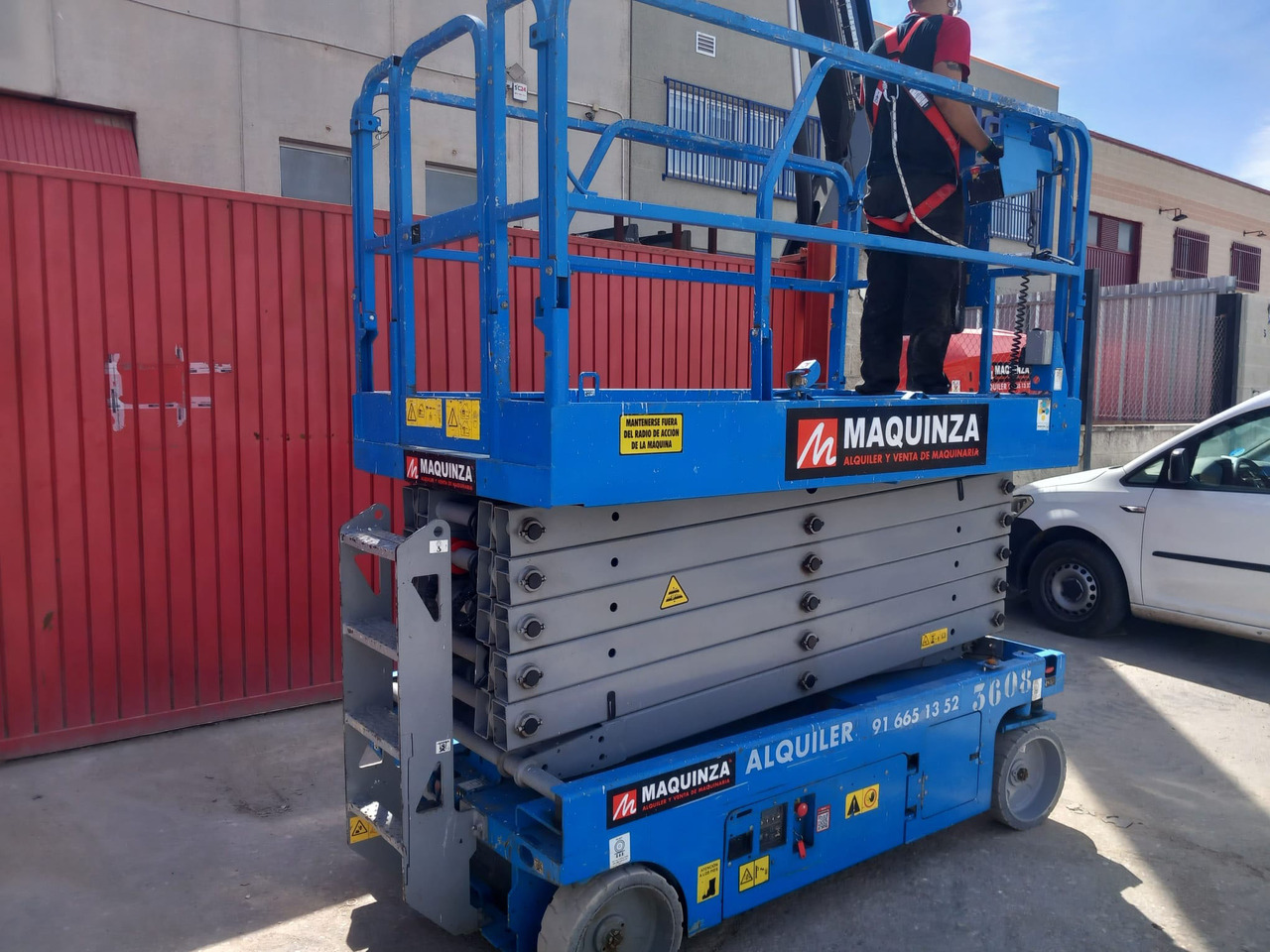 GENIE GS4047 - Scissor lifts: gambar 2 GENIE GS4047 - Scissor lifts: gambar 2