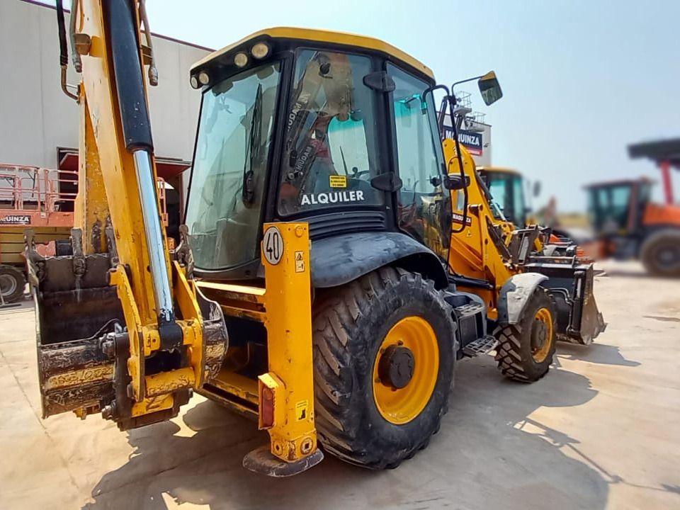 JCB 3CX-4T - Backhoe loader: gambar 2 JCB 3CX-4T - Backhoe loader: gambar 2
