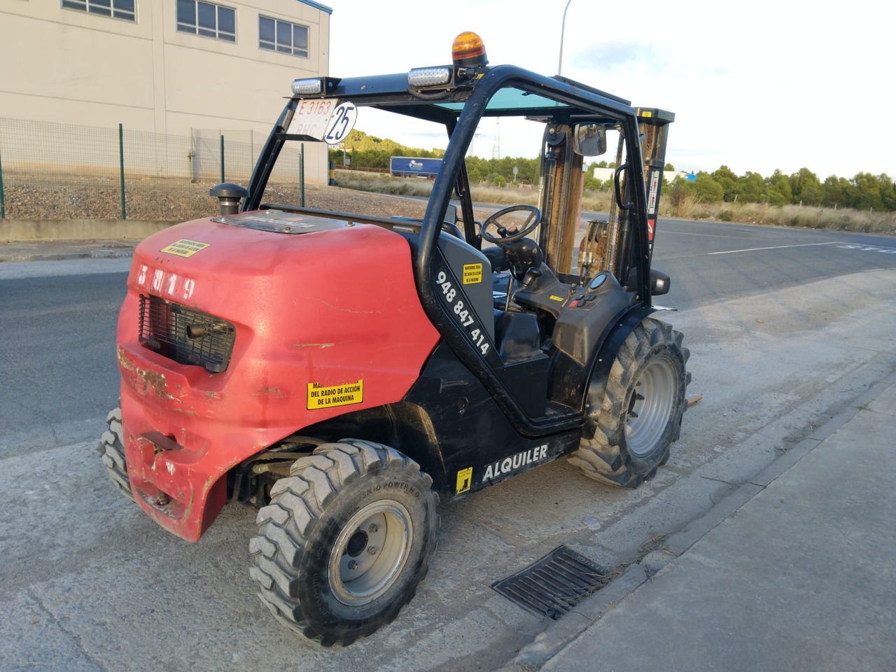 MANITOU MC18.4 D - Forklift diesel: gambar 5 MANITOU MC18.4 D - Forklift diesel: gambar 5