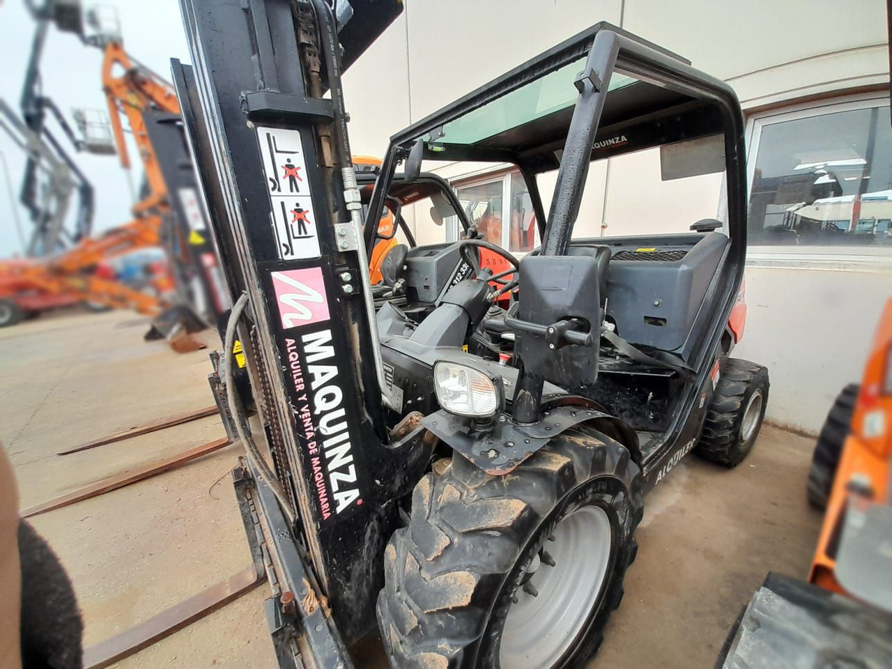 MANITOU MC18.4 D - Forklift diesel: gambar 1 MANITOU MC18.4 D - Forklift diesel: gambar 1