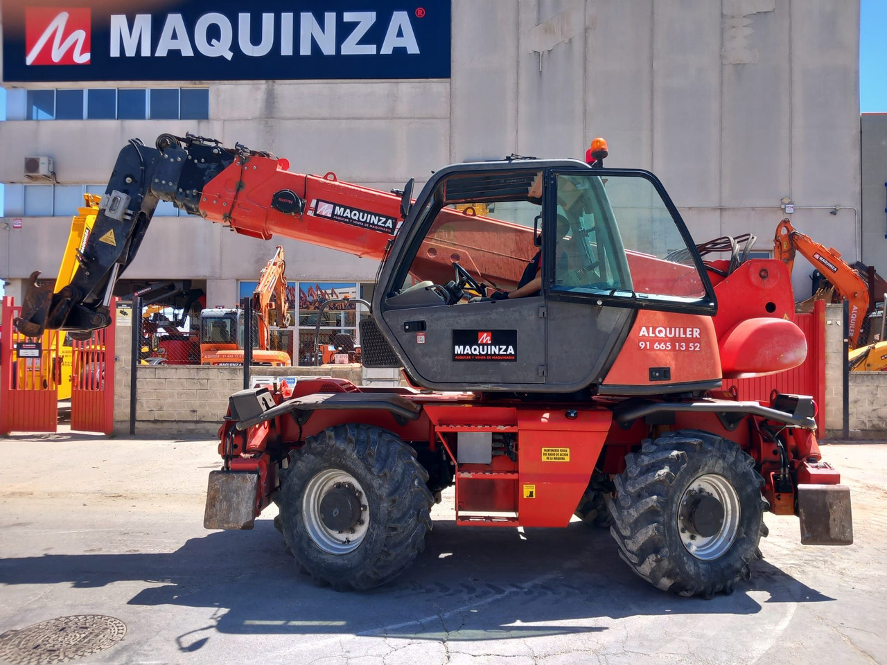 MANITOU MRT1742 - Telehandler: gambar 4 MANITOU MRT1742 - Telehandler: gambar 4