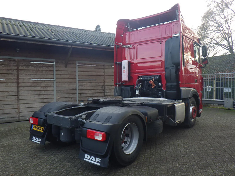 DAF XF 450 Smart Tacho 2 / 8 Tons vooras - Tractor head: gambar 3 DAF XF 450 Smart Tacho 2 / 8 Tons vooras - Tractor head: gambar 3