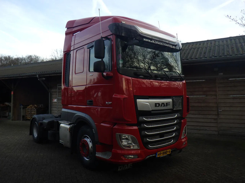 DAF XF 450 Smart Tacho 2 / 8 Tons vooras - Tractor head: gambar 2 DAF XF 450 Smart Tacho 2 / 8 Tons vooras - Tractor head: gambar 2