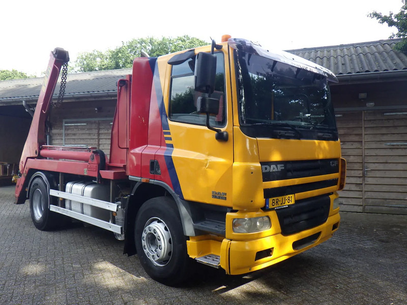DAF CF 75.310 Hyva Portaalarmsysteem / Intarder - Truk: gambar 2 DAF CF 75.310 Hyva Portaalarmsysteem / Intarder - Truk: gambar 2