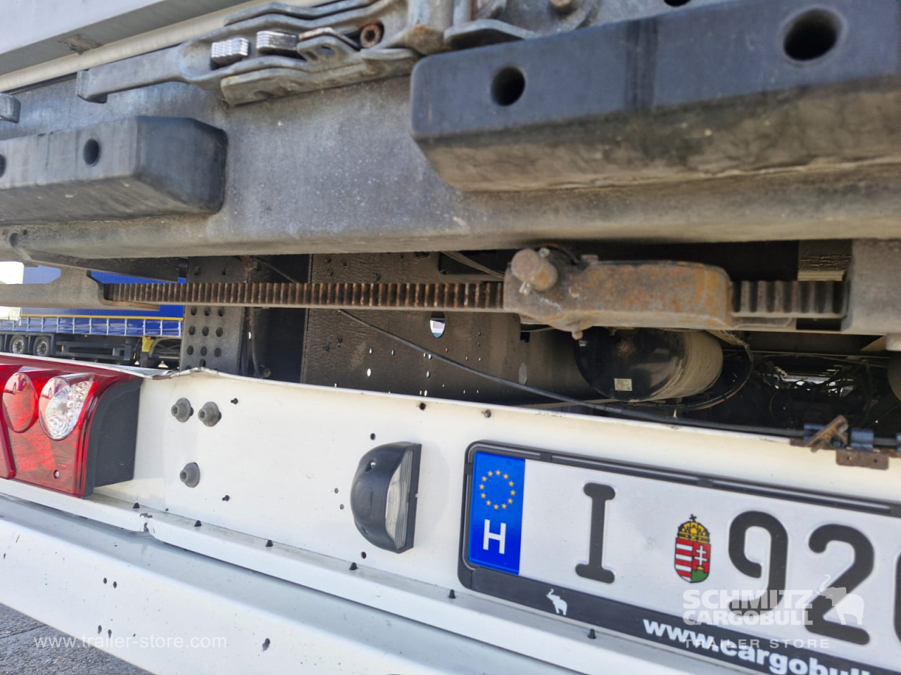 SCHMITZ Curtainsider Varios - Semi-trailer dengan terpal samping: gambar 5 SCHMITZ Curtainsider Varios - Semi-trailer dengan terpal samping: gambar 5