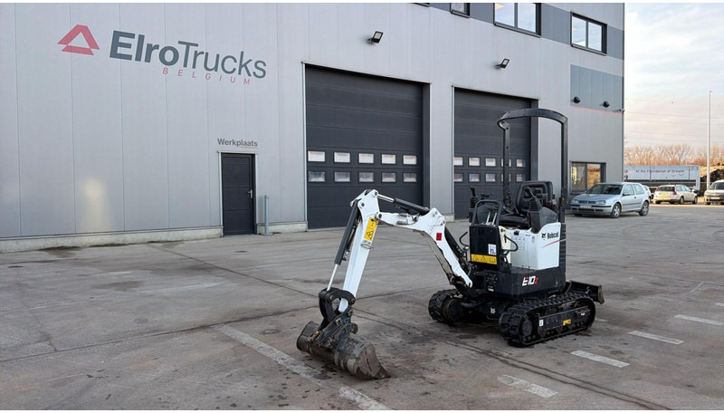 Bobcat E10 Z (BE MACHINE / 438H / MIN WIDTH 0.73M / TOP CONDITION) - Ekskavator mini: gambar 1 Bobcat E10 Z (BE MACHINE / 438H / MIN WIDTH 0.73M / TOP CONDITION) - Ekskavator mini: gambar 1