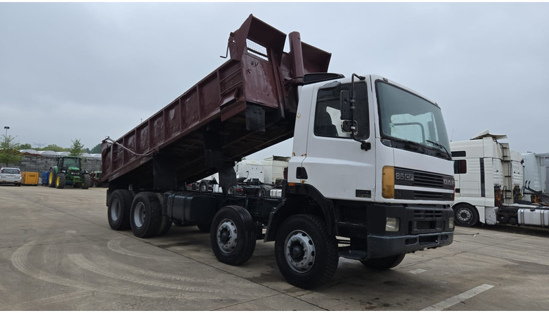 DAF 85 CF 340 (EURO 2 / MANUAL PUMP / STEEL SUSP. / POSSIBLE AS CHASSIS / 8X4) - Truk jungkit: gambar 3 DAF 85 CF 340 (EURO 2 / MANUAL PUMP / STEEL SUSP. / POSSIBLE AS CHASSIS / 8X4) - Truk jungkit: gambar 3