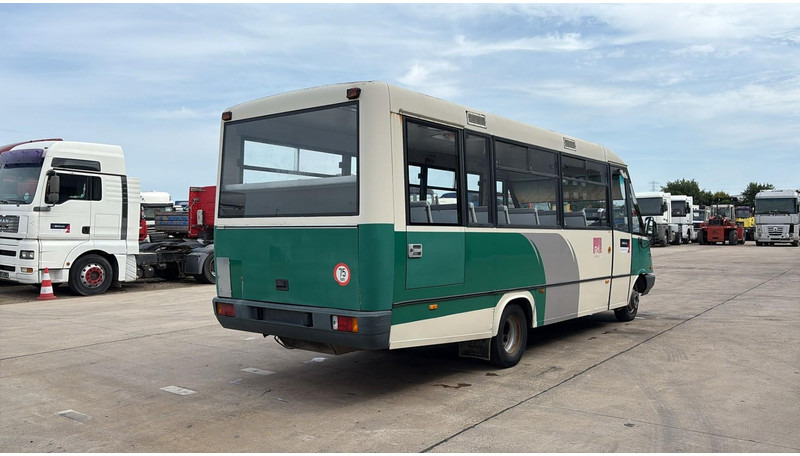 Iveco 59-12 (BELGIAN BUS / 29 SEATS / MANUAL PUMP / LAMES / STEEL SUSP.) - Bus kota: gambar 4 Iveco 59-12 (BELGIAN BUS / 29 SEATS / MANUAL PUMP / LAMES / STEEL SUSP.) - Bus kota: gambar 4