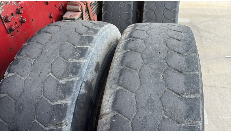 Truk jungkit Iveco Eurotrakker 260 E 34 (POMPE MANUELLE / 6X6 / LAMES / GRAND PONT / STEEL SUSP. / MANUAL PUMP): gambar 12