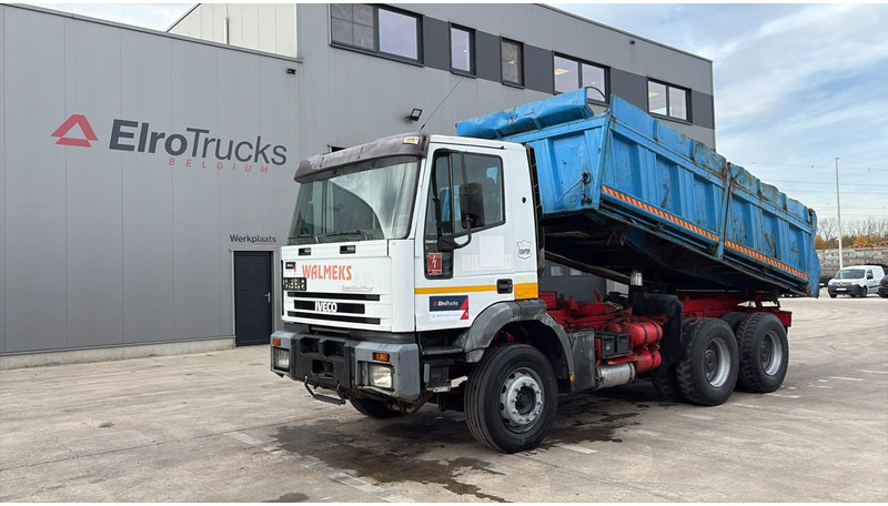 Iveco Eurotrakker 260 E 37 (POMPE MANUELLE / MANUAL PUMP / LAMES / STEEL SUSP. / BIG AXLE / GRANT PONT) - Truk jungkit: gambar 1 Iveco Eurotrakker 260 E 37 (POMPE MANUELLE / MANUAL PUMP / LAMES / STEEL SUSP. / BIG AXLE / GRANT PONT) - Truk jungkit: gambar 1