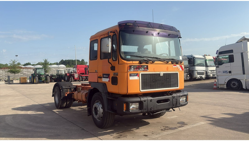 MAN 18.224 (MANUAL PUMP / MANUAL GEARBOX) - Truk sasis: gambar 3 MAN 18.224 (MANUAL PUMP / MANUAL GEARBOX) - Truk sasis: gambar 3