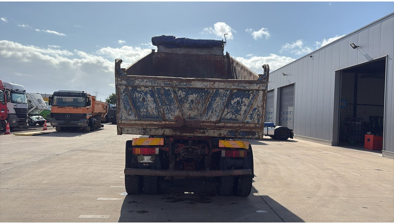 MAN 27.403 (6X6 / GRAND PONT / LAMES / BIG AXLE / 6 CYLINDER) - Truk jungkit: gambar 5 MAN 27.403 (6X6 / GRAND PONT / LAMES / BIG AXLE / 6 CYLINDER) - Truk jungkit: gambar 5