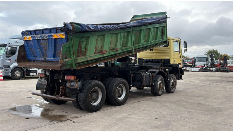 MAN 35.402 (8X8 / BIG AXLES / GRAND PONT / LAMES / STEEL SUSP. / 6 CYLINDER) - Truk jungkit: gambar 4 MAN 35.402 (8X8 / BIG AXLES / GRAND PONT / LAMES / STEEL SUSP. / 6 CYLINDER) - Truk jungkit: gambar 4