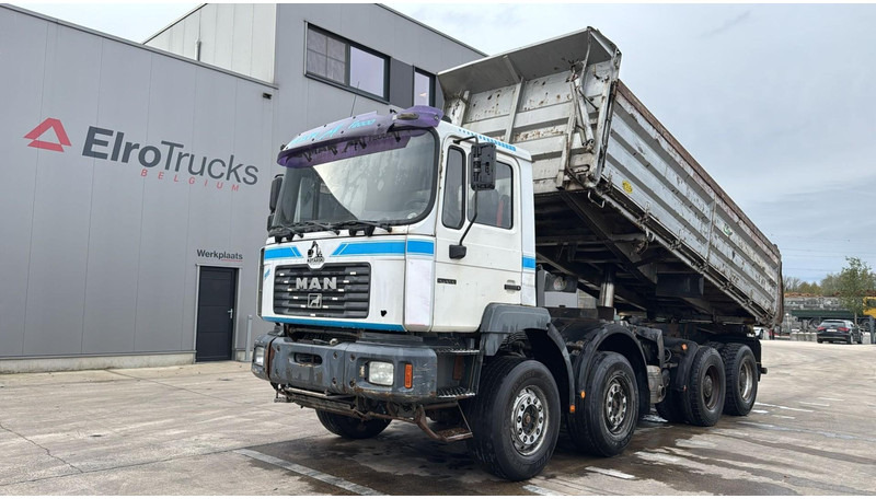 MAN 41.414 (6 CYLINDER / STEEL SUSP. / LAMES / BIG AXLE / GRAND PONT) - Truk jungkit: gambar 1 MAN 41.414 (6 CYLINDER / STEEL SUSP. / LAMES / BIG AXLE / GRAND PONT) - Truk jungkit: gambar 1