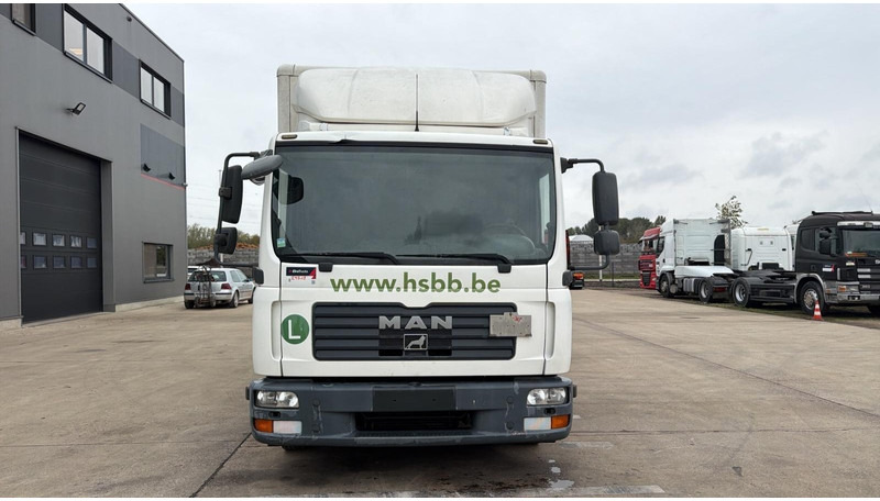 MAN TGL 8.180 (BELGIAN TRUCK / PERFECT CONDITION / MANUAL GEARBOX / LAMES / STEEL SUSP.) - Truk box: gambar 2 MAN TGL 8.180 (BELGIAN TRUCK / PERFECT CONDITION / MANUAL GEARBOX / LAMES / STEEL SUSP.) - Truk box: gambar 2