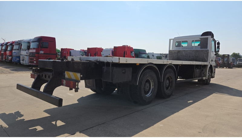 Mercedes-Benz Actros 2636 (6X4 / LAMES / GRAND PONT / MP2 / STEEL SUSP. / BOITE MANUELLE / MANUAL GEARBOX / 9M CHASSIS !!!) - Truk flatbed: gambar 5 Mercedes-Benz Actros 2636 (6X4 / LAMES / GRAND PONT / MP2 / STEEL SUSP. / BOITE MANUELLE / MANUAL GEARBOX / 9M CHASSIS !!!) - Truk flatbed: gambar 5