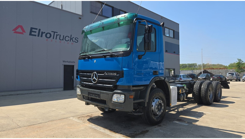 Mercedes-Benz Actros 2636 (MP2 / LAMES / STEEL SUSP. / BOITE MANUELLE / RETARDER !! / TRES PROPRE) - Truk sasis: gambar 1 Mercedes-Benz Actros 2636 (MP2 / LAMES / STEEL SUSP. / BOITE MANUELLE / RETARDER !! / TRES PROPRE) - Truk sasis: gambar 1