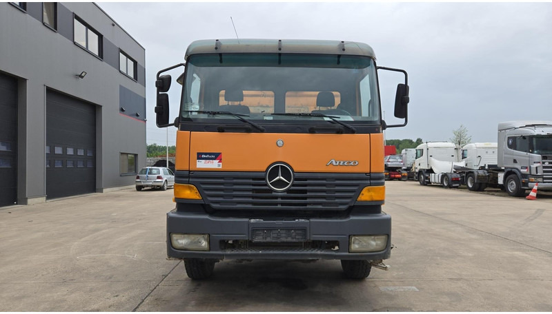 Mercedes-Benz Atego 1928 (PARFAIT ETAT / BOITE MANUELLE / GRAND PONT / LAMES) - Truk jungkit: gambar 2 Mercedes-Benz Atego 1928 (PARFAIT ETAT / BOITE MANUELLE / GRAND PONT / LAMES) - Truk jungkit: gambar 2