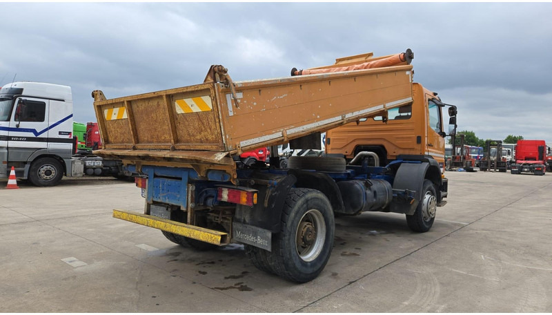 Mercedes-Benz Atego 1928 (PARFAIT ETAT / BOITE MANUELLE / GRAND PONT / LAMES) - Truk jungkit: gambar 5 Mercedes-Benz Atego 1928 (PARFAIT ETAT / BOITE MANUELLE / GRAND PONT / LAMES) - Truk jungkit: gambar 5