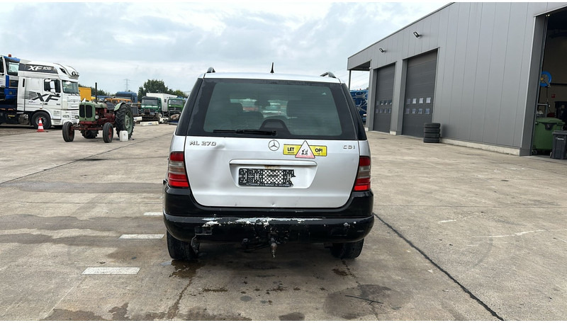 Mercedes-Benz M-Klasse ML 270 CDI - Mobil SUV: gambar 5 Mercedes-Benz M-Klasse ML 270 CDI - Mobil SUV: gambar 5