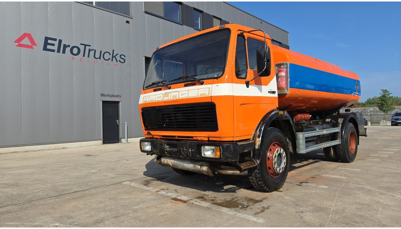 Mercedes-Benz SK 1619 (12.400L / GERMAN TRUCK / CAMION ALLEMAGNE / LAMES / GRAND PONT / V6) - Truk tangki: gambar 1 Mercedes-Benz SK 1619 (12.400L / GERMAN TRUCK / CAMION ALLEMAGNE / LAMES / GRAND PONT / V6) - Truk tangki: gambar 1