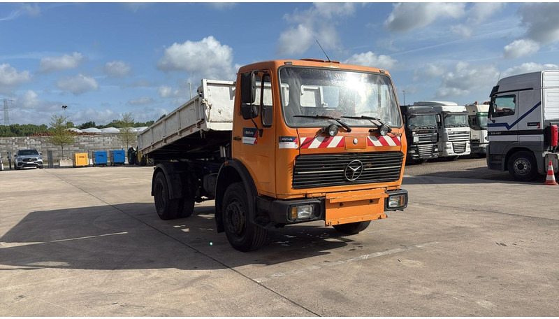 Mercedes-Benz SK 1628 (V8 / LAMES / GRAND PONT / POMPE MANUELLE) - Truk jungkit: gambar 3 Mercedes-Benz SK 1628 (V8 / LAMES / GRAND PONT / POMPE MANUELLE) - Truk jungkit: gambar 3