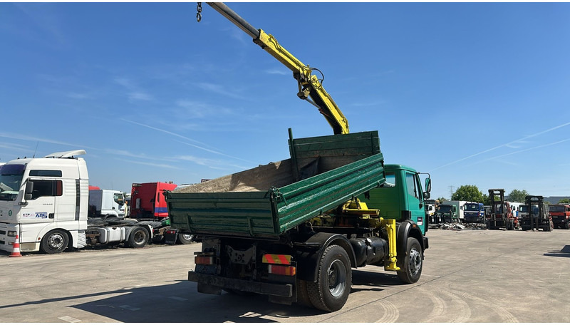 Mercedes-Benz SK 1722 (4X4 / LAMES / GRAND PONT / GRUE / TRES PROPRE / BIG HUB / STEEL SUSP. / V6) - Truk jungkit, Truk derek: gambar 5 Mercedes-Benz SK 1722 (4X4 / LAMES / GRAND PONT / GRUE / TRES PROPRE / BIG HUB / STEEL SUSP. / V6) - Truk jungkit, Truk derek: gambar 5