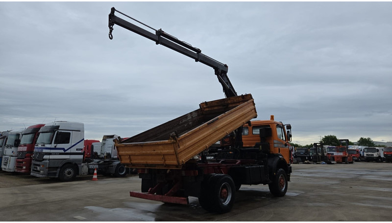 Mercedes-Benz SK 1735 (V8 2X TURBO / 4X4 / PARFAIT ETAT !!!! / GRUE / LAMES / GRAND PONT / TOP CONDITION !!!) - Truk jungkit, Truk derek: gambar 5 Mercedes-Benz SK 1735 (V8 2X TURBO / 4X4 / PARFAIT ETAT !!!! / GRUE / LAMES / GRAND PONT / TOP CONDITION !!!) - Truk jungkit, Truk derek: gambar 5