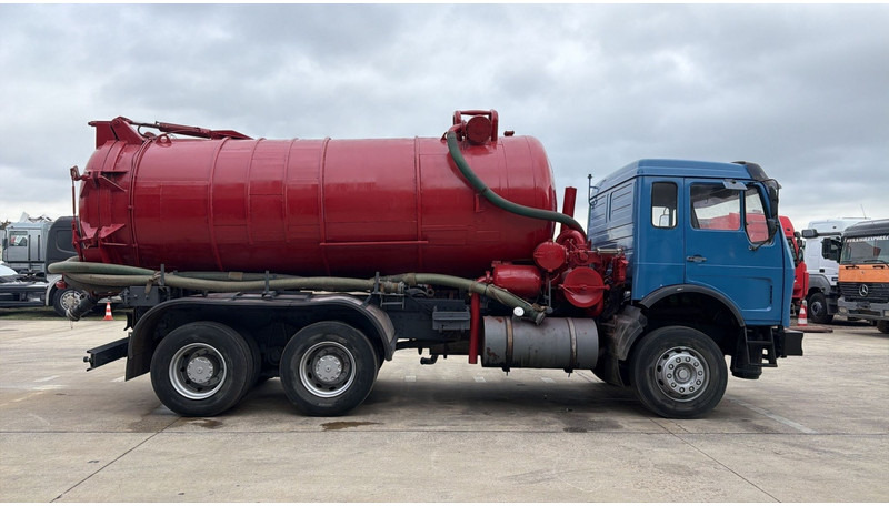Mercedes-Benz SK 2626 (6X4 / GRAND PONT / LAMES / 14000 LITERS) - Truk vakum: gambar 3 Mercedes-Benz SK 2626 (6X4 / GRAND PONT / LAMES / 14000 LITERS) - Truk vakum: gambar 3