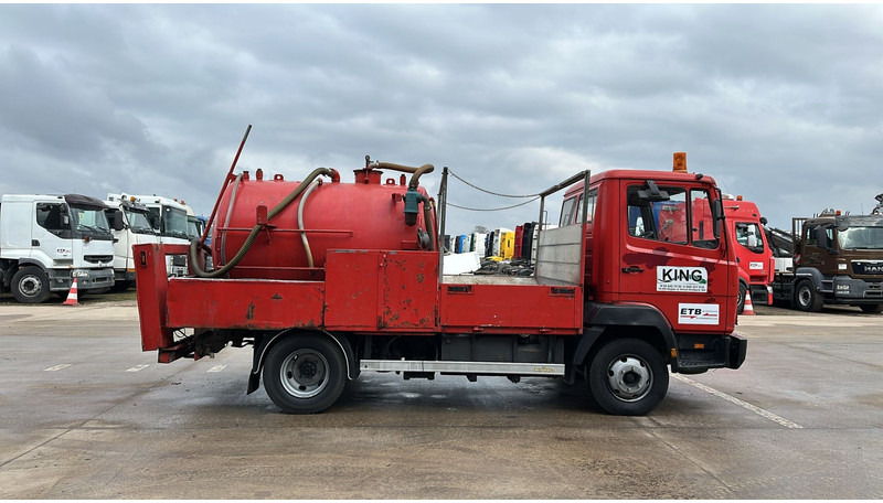 Mercedes-Benz SK 814 (VIDANGEUR / VACUUM / AUXILAIRY / SPER / STEEL SUSP. / LAMES) - Truk vakum: gambar 4 Mercedes-Benz SK 814 (VIDANGEUR / VACUUM / AUXILAIRY / SPER / STEEL SUSP. / LAMES) - Truk vakum: gambar 4