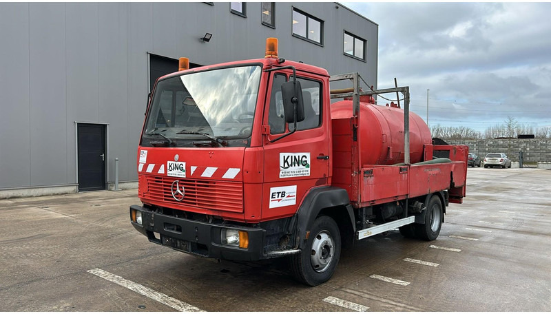 Mercedes-Benz SK 814 (VIDANGEUR / VACUUM / AUXILAIRY / SPER / STEEL SUSP. / LAMES) - Truk vakum: gambar 1 Mercedes-Benz SK 814 (VIDANGEUR / VACUUM / AUXILAIRY / SPER / STEEL SUSP. / LAMES) - Truk vakum: gambar 1