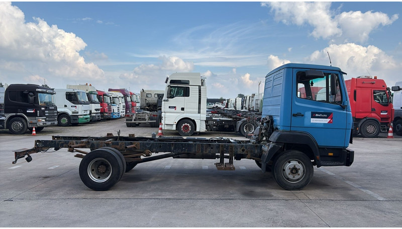 Mercedes-Benz SK 914 (EURO 2 / CHASSIS) - Truk sasis: gambar 4 Mercedes-Benz SK 914 (EURO 2 / CHASSIS) - Truk sasis: gambar 4