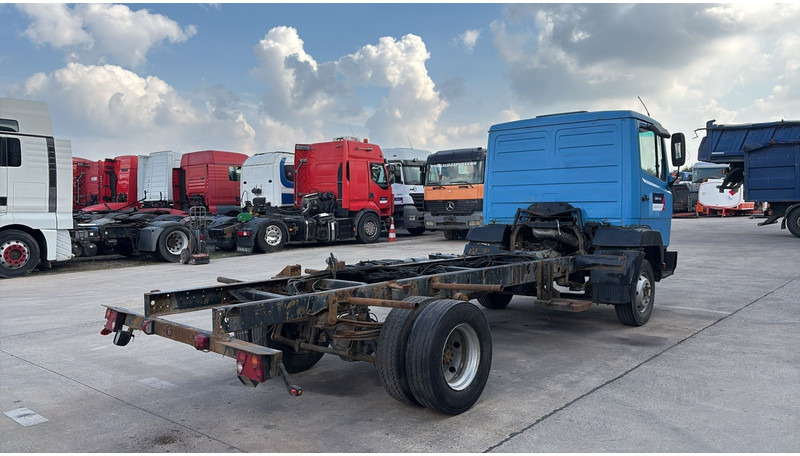 Mercedes-Benz SK 914 (EURO 2 / CHASSIS) - Truk sasis: gambar 5 Mercedes-Benz SK 914 (EURO 2 / CHASSIS) - Truk sasis: gambar 5