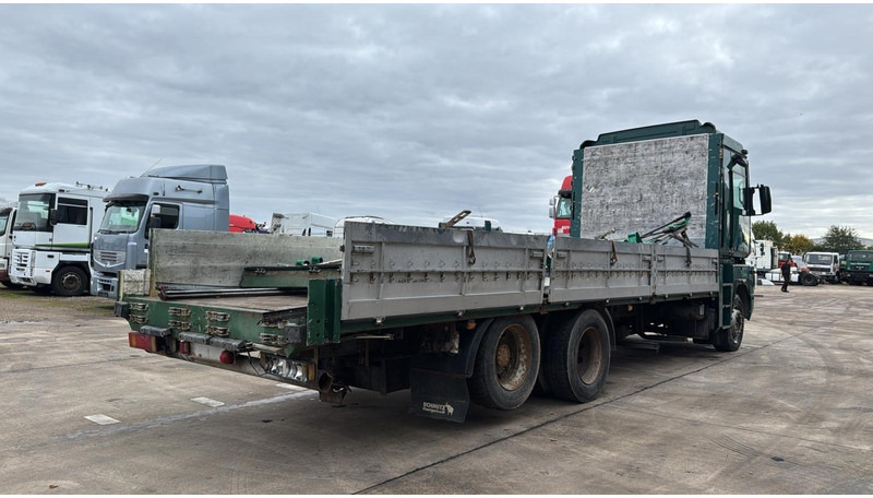 Renault AE 440 Magnum E-tech (BOITE MANUELLE / MANUAL GEARBOX / 6X2) - Truk flatbed: gambar 4 Renault AE 440 Magnum E-tech (BOITE MANUELLE / MANUAL GEARBOX / 6X2) - Truk flatbed: gambar 4