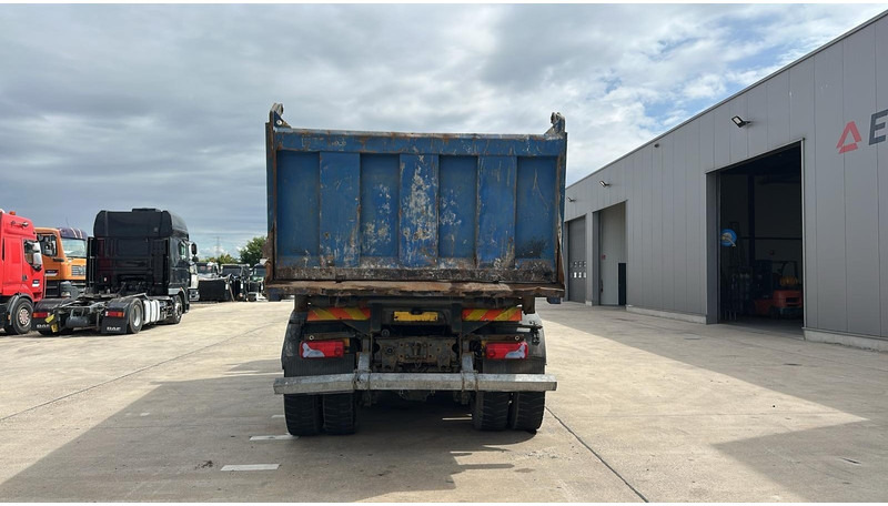 Renault KERAX 420 (BOITE MANUELLE / MANUAL GEARBOX / LAMES / GRAND PONT / GRAND BENNE) - Truk jungkit: gambar 5 Renault KERAX 420 (BOITE MANUELLE / MANUAL GEARBOX / LAMES / GRAND PONT / GRAND BENNE) - Truk jungkit: gambar 5