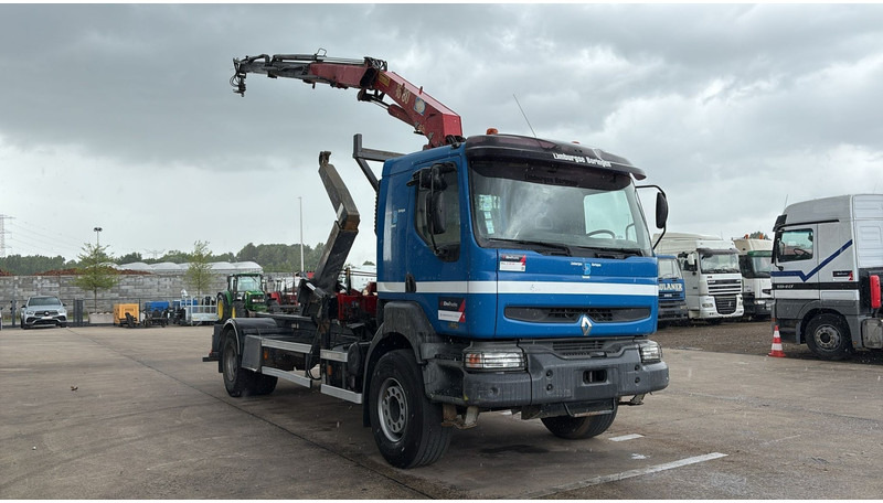 Renault KERAX 420 (HMF 1683 K2 / BE TRUCK / LAMES / GRAND PONT / BOITE MANUELLE) - Hook lift, Truk derek: gambar 4 Renault KERAX 420 (HMF 1683 K2 / BE TRUCK / LAMES / GRAND PONT / BOITE MANUELLE) - Hook lift, Truk derek: gambar 4