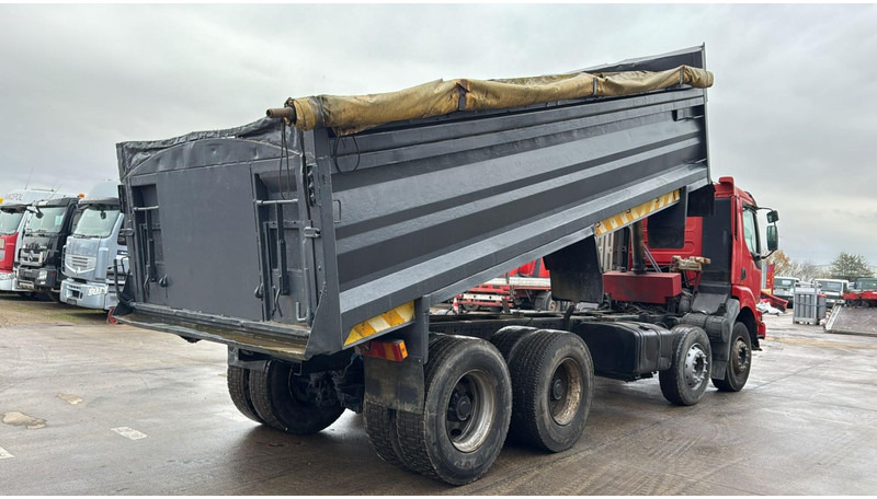 Renault Kerax 370 (LAMES / STEEL SUSP. / BIG AXLE / GRAND PONT / BOITE MANUELLE / MANUAL GEARBOX) - Truk jungkit: gambar 4 Renault Kerax 370 (LAMES / STEEL SUSP. / BIG AXLE / GRAND PONT / BOITE MANUELLE / MANUAL GEARBOX) - Truk jungkit: gambar 4