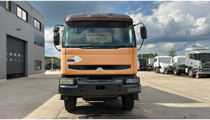 Renault Kerax 385 (POMPE MANUELLE / MANUAL PUMP / 6X4 / LAMES / GRAND PONT) - Truk jungkit: gambar 2 Renault Kerax 385 (POMPE MANUELLE / MANUAL PUMP / 6X4 / LAMES / GRAND PONT) - Truk jungkit: gambar 2