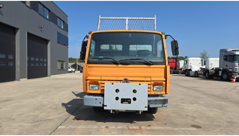 Renault S 150 (POMPE MANUELLE / LAMES / MANUAL PUMP) - Truk jungkit: gambar 2 Renault S 150 (POMPE MANUELLE / LAMES / MANUAL PUMP) - Truk jungkit: gambar 2
