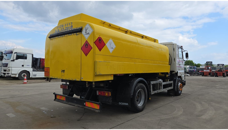 Scania 113-360 (13500L / POMPE MANUELLE / MANUAL PUMP / TOP CONDITION / WITH PUMP + COUNTER !!) - Truk tangki: gambar 5 Scania 113-360 (13500L / POMPE MANUELLE / MANUAL PUMP / TOP CONDITION / WITH PUMP + COUNTER !!) - Truk tangki: gambar 5