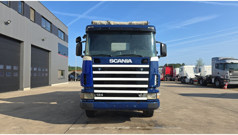Scania 124-420 (BIG AXLE / GRAND PONT / LAMES / STEEL SUSP. / MANUAL GEARBOX / BOITE MANUELLE) - Truk jungkit: gambar 2 Scania 124-420 (BIG AXLE / GRAND PONT / LAMES / STEEL SUSP. / MANUAL GEARBOX / BOITE MANUELLE) - Truk jungkit: gambar 2