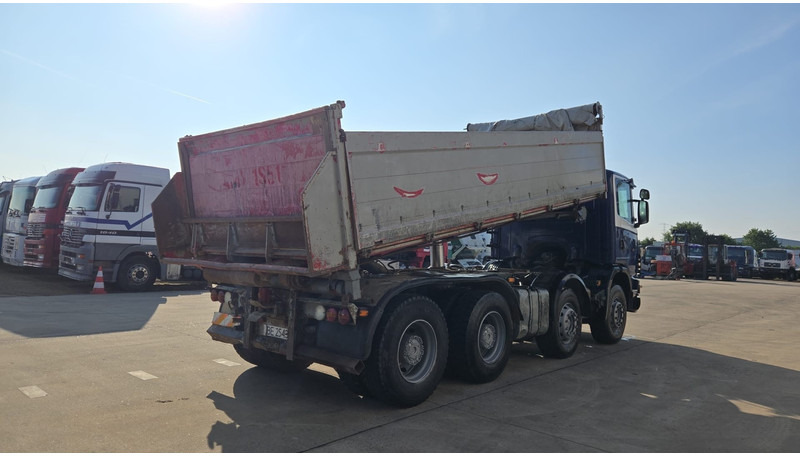 Scania 124-420 (BIG AXLE / GRAND PONT / LAMES / STEEL SUSP. / MANUAL GEARBOX / BOITE MANUELLE) - Truk jungkit: gambar 5 Scania 124-420 (BIG AXLE / GRAND PONT / LAMES / STEEL SUSP. / MANUAL GEARBOX / BOITE MANUELLE) - Truk jungkit: gambar 5