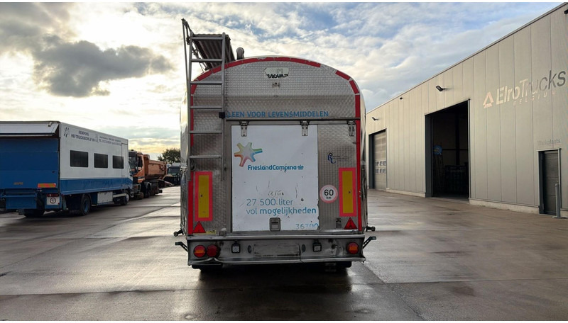 TURBO'S HOET OC/3AT/39 (29500 LITER / MILK / MILCHE / LAIT / WATER / 2X STEERING AXLE / 2X LENKASCHEN) - Semi-trailer tangki: gambar 4 TURBO'S HOET OC/3AT/39 (29500 LITER / MILK / MILCHE / LAIT / WATER / 2X STEERING AXLE / 2X LENKASCHEN) - Semi-trailer tangki: gambar 4