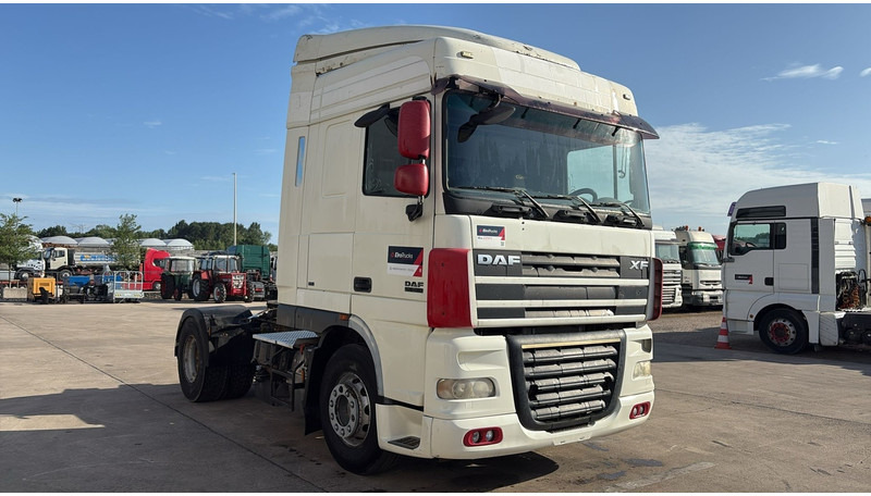 DAF 105 XF 460 (BOITE MANUELLE / MANUAL GEARBOX) - Tractor head: gambar 3 DAF 105 XF 460 (BOITE MANUELLE / MANUAL GEARBOX) - Tractor head: gambar 3