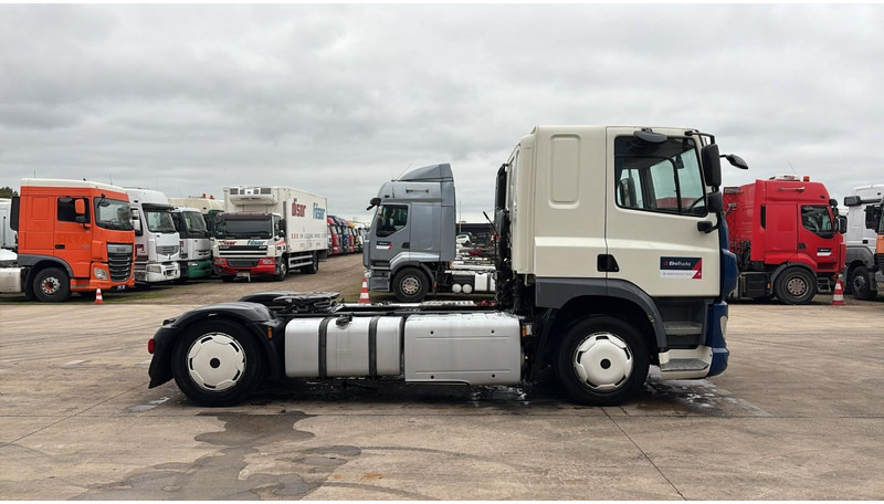 DAF CF 440 (CLEAN TRUCK / TRES PROPRE / BONNE ETAT / GOOD CONDITION) - Tractor head: gambar 3 DAF CF 440 (CLEAN TRUCK / TRES PROPRE / BONNE ETAT / GOOD CONDITION) - Tractor head: gambar 3