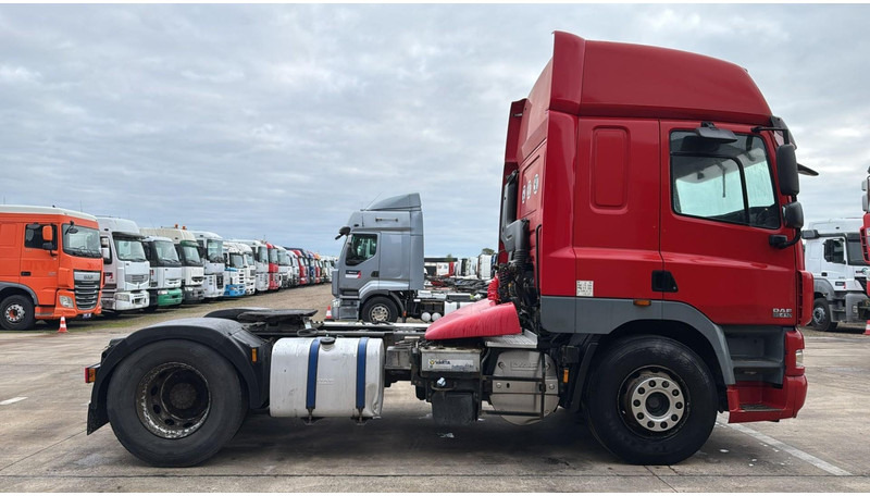DAF CF 85.410 (BOITE MANUELLE / MANUAL GEARBOX) - Tractor head: gambar 3 DAF CF 85.410 (BOITE MANUELLE / MANUAL GEARBOX) - Tractor head: gambar 3