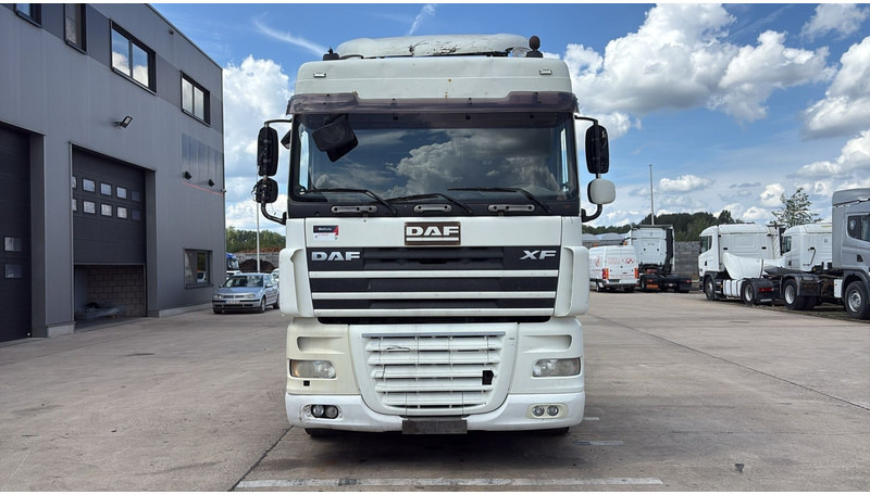 DAF XF 105.460 (AIRCO / GOOD CONDITION / BONNE ETAT) - Tractor head: gambar 2 DAF XF 105.460 (AIRCO / GOOD CONDITION / BONNE ETAT) - Tractor head: gambar 2