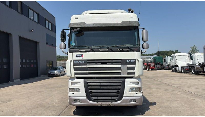 DAF XF 105.460 (GOOD CONDITION / AIRCO / AC / BONNE ETAT) - Tractor head: gambar 2 DAF XF 105.460 (GOOD CONDITION / AIRCO / AC / BONNE ETAT) - Tractor head: gambar 2