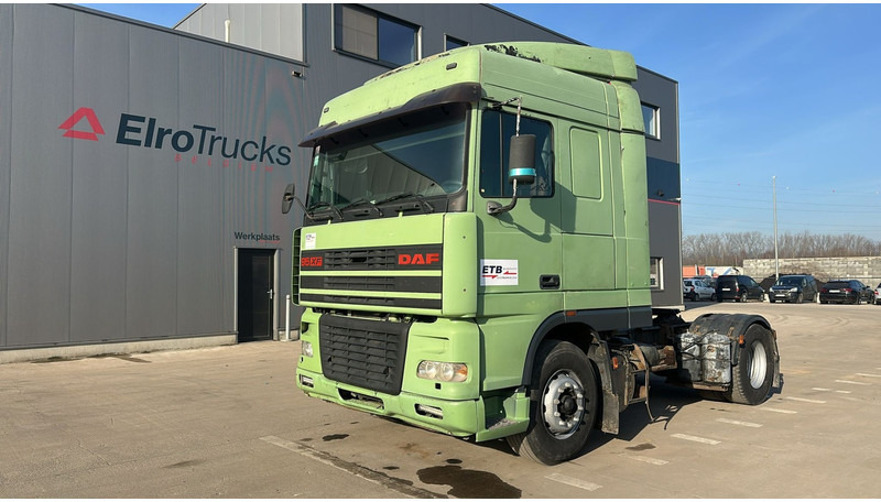 DAF XF 95.430 (EURO 2 / MANUAL PUMP / POMPE MANUELLE / BOITE MANUELLE) - Tractor head: gambar 1 DAF XF 95.430 (EURO 2 / MANUAL PUMP / POMPE MANUELLE / BOITE MANUELLE) - Tractor head: gambar 1