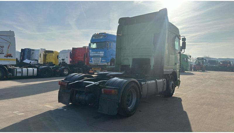DAF XF 95.430 (EURO 2 / MANUAL PUMP / POMPE MANUELLE / BOITE MANUELLE) - Tractor head: gambar 5 DAF XF 95.430 (EURO 2 / MANUAL PUMP / POMPE MANUELLE / BOITE MANUELLE) - Tractor head: gambar 5